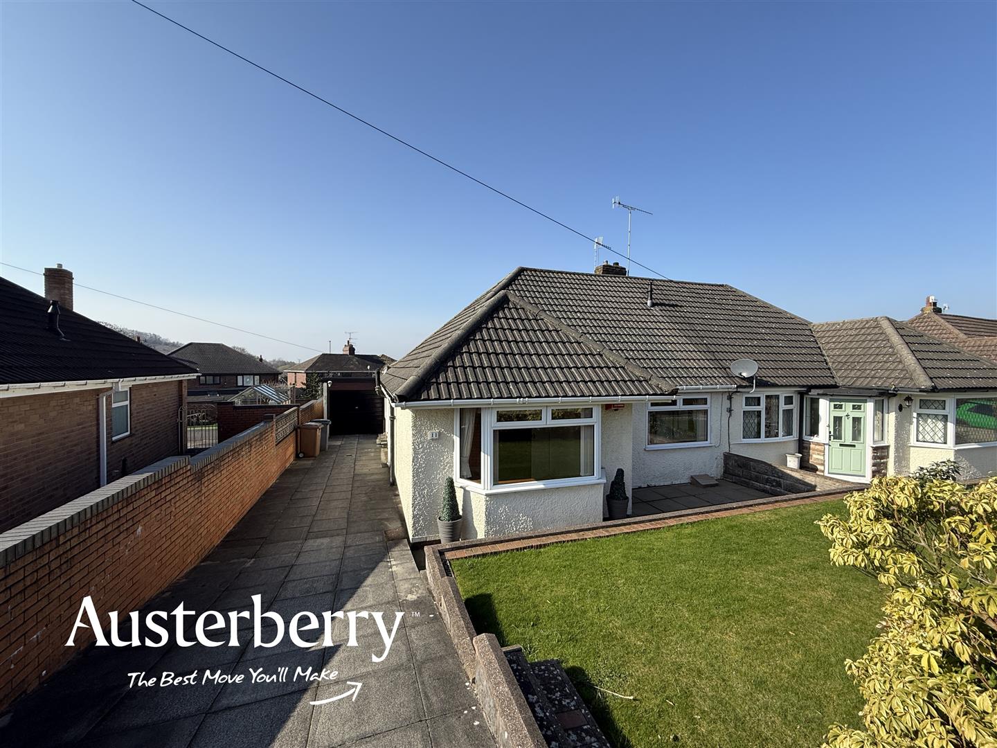 2 bed property in Alanbrook Grove, Stoke-On-Trent